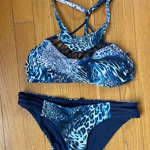 blue patterned bikini